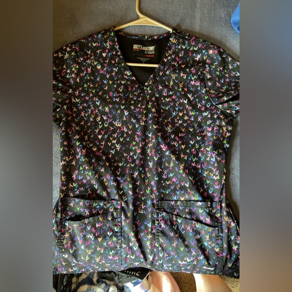 Greys anatomy scrub top!!